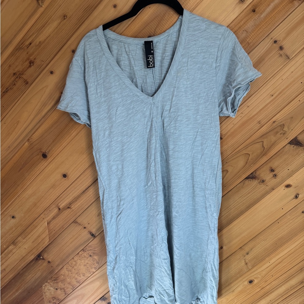 bobi Light Gray/Blue V-Neck Short Sleeve T Shirt Dress
